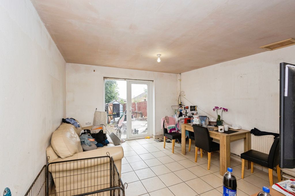 Property photo 3 of 10 Living And Dining Area (1)