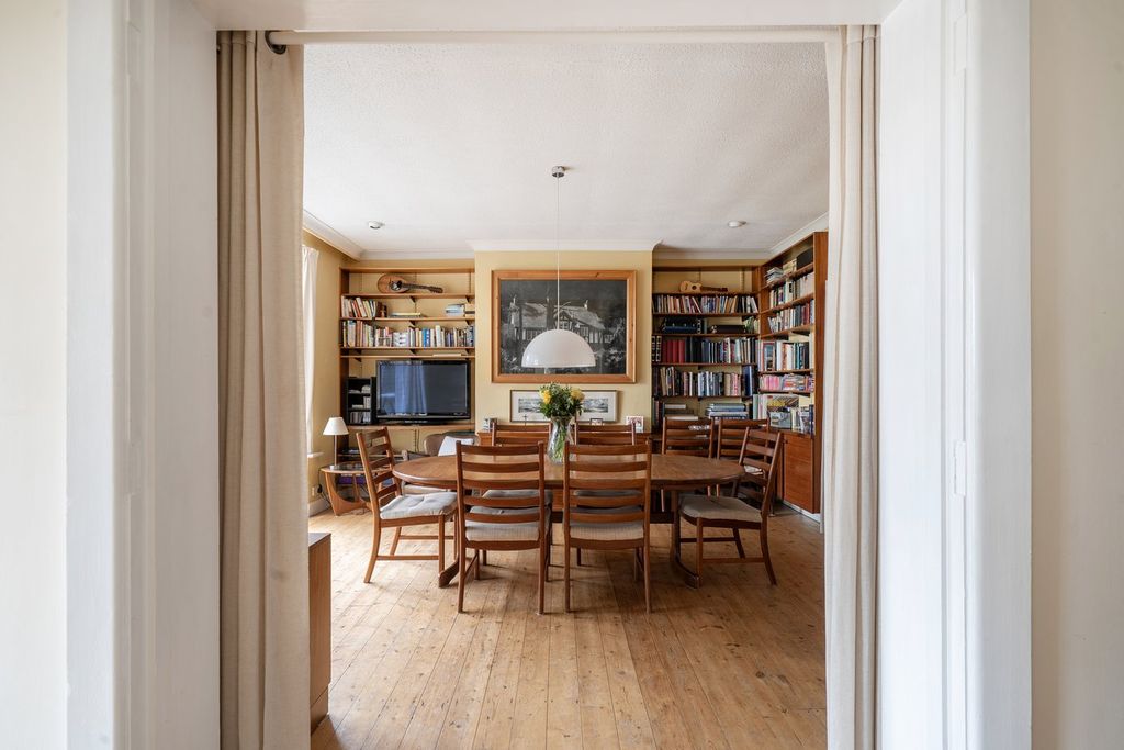 Additional image 9 of 6 bed detached house for saleLeven Avenue, Talbot Woods, Bournemouth BH4