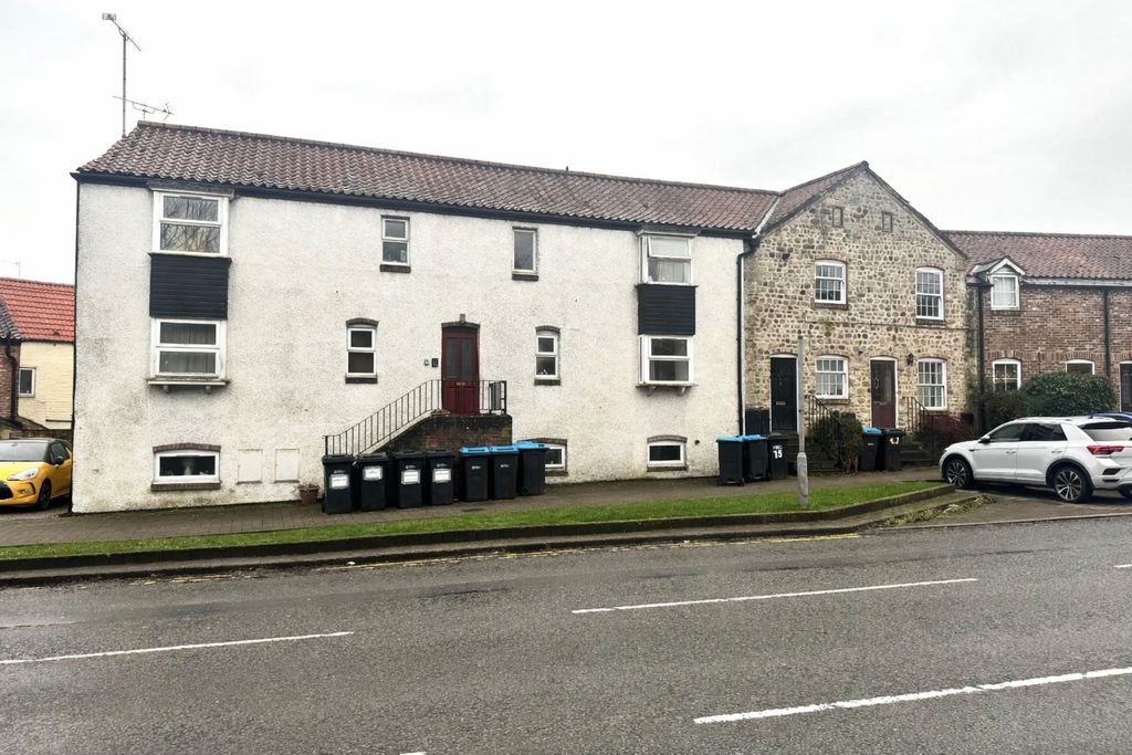 Property photo 1 of 7 Picture No. 15