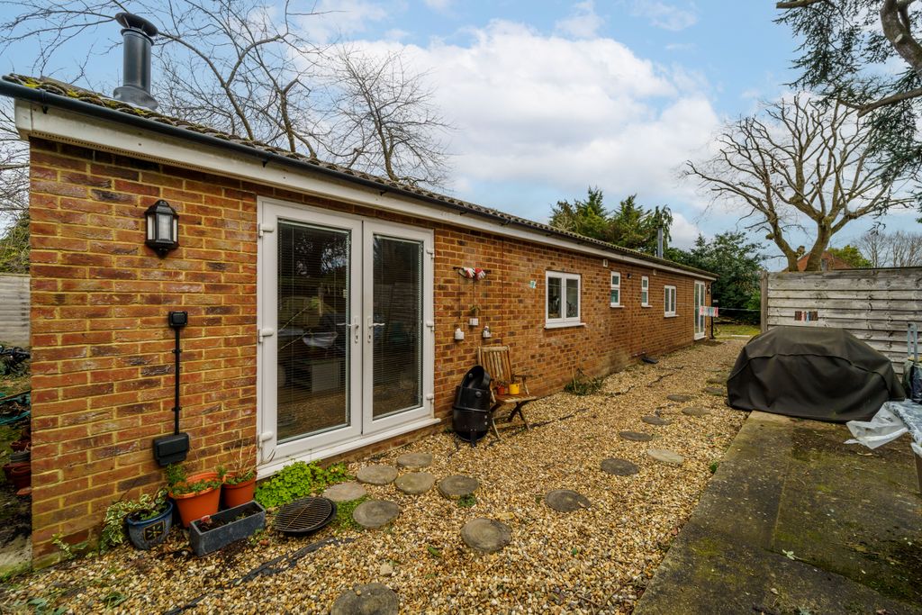 Property photo 3 of 34 Second Bungalow