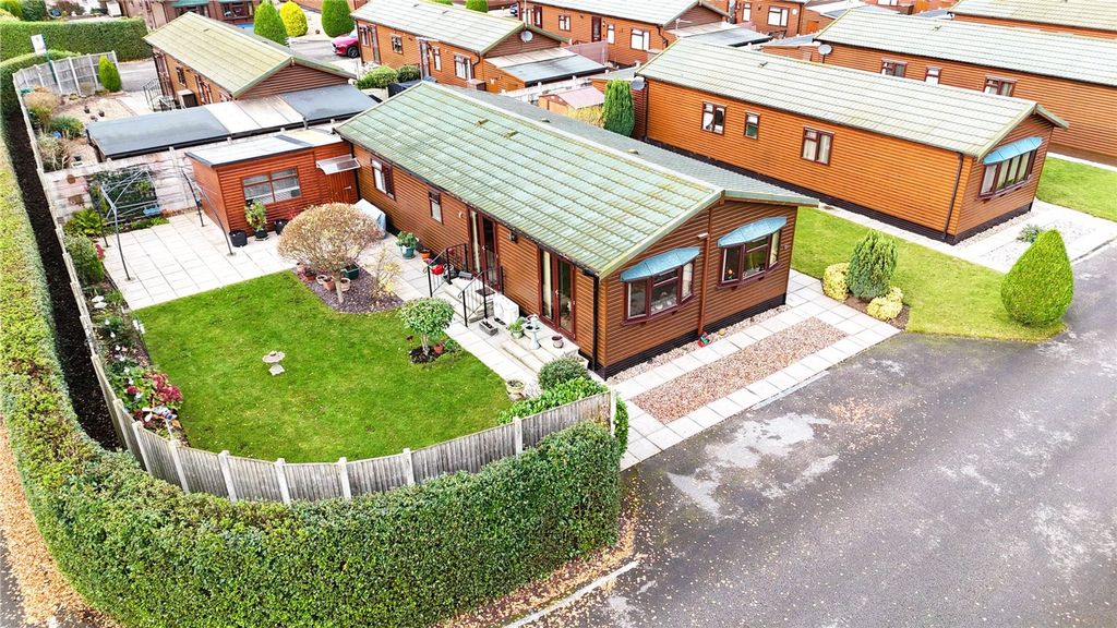 Property photo 1 of 24 Picture No. 18