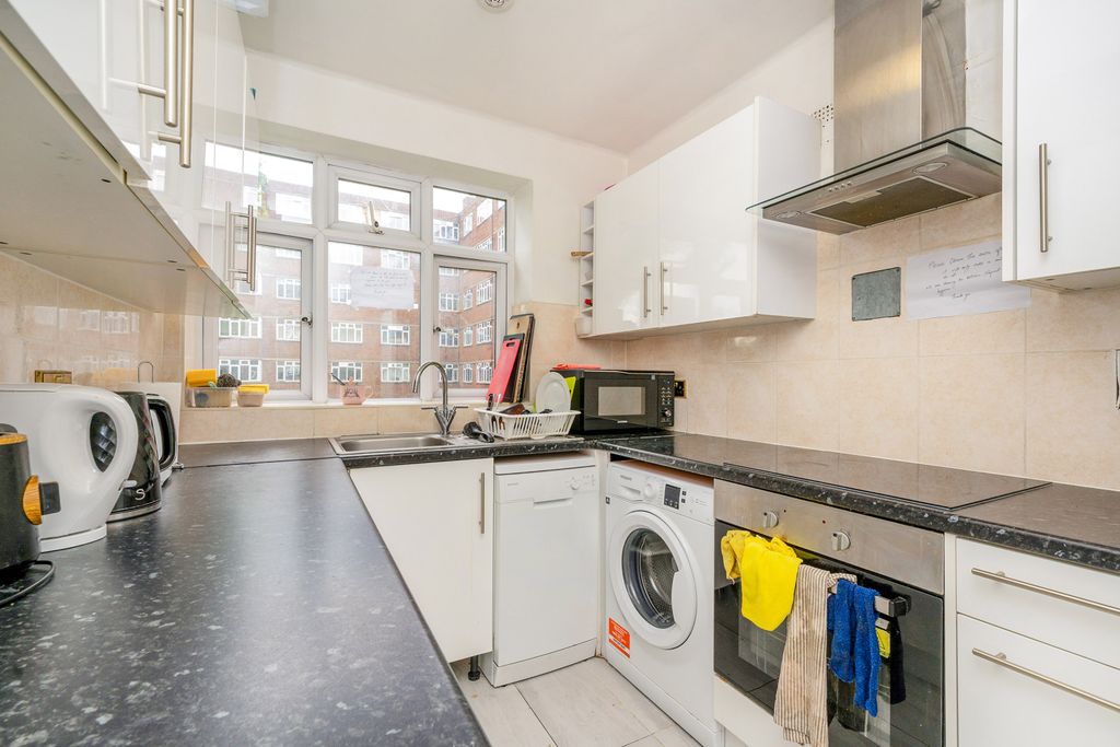 Property photo 3 of 20 1923465-11
