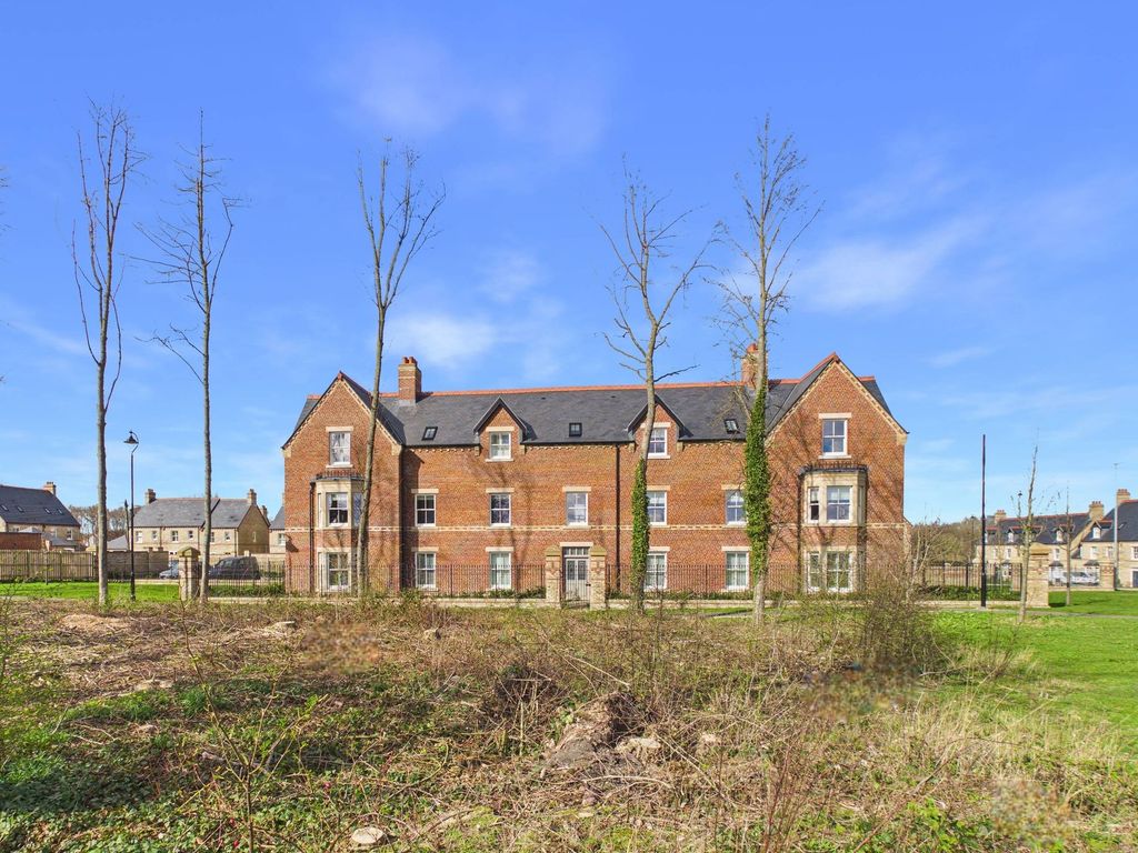 Property photo 1 of 15 External