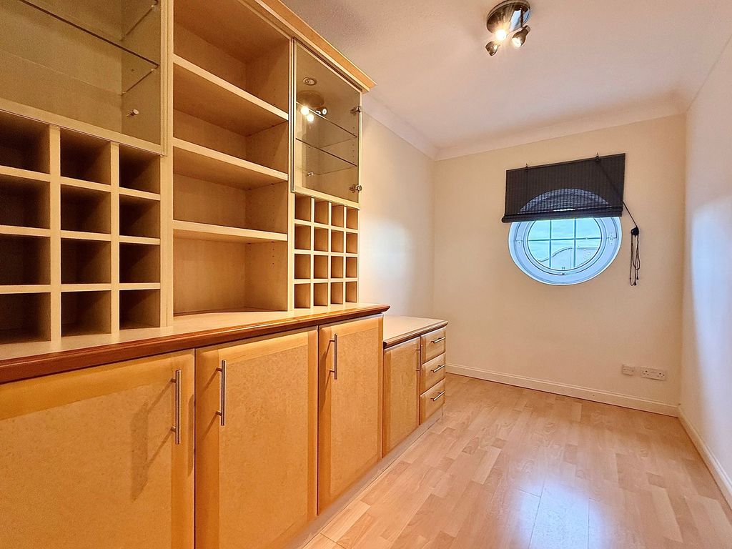 Additional image 8 of 3 bed flat for saleSouth Beach Road, Ayr KA7