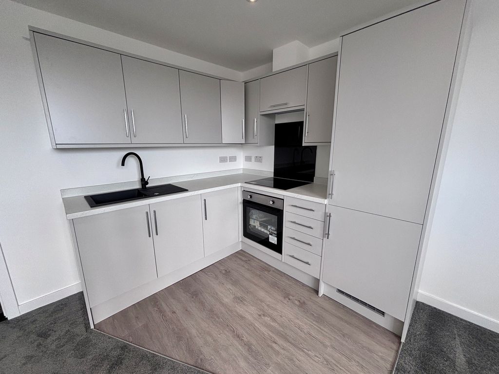 Property photo 1 of 3