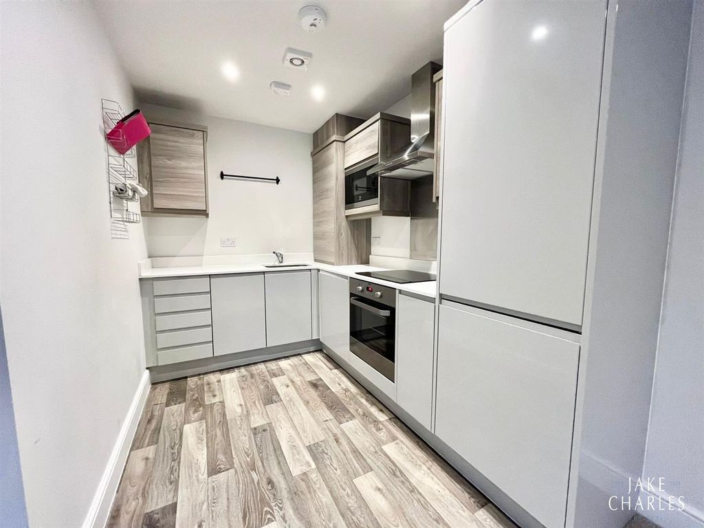 Property photo 2 of 15 9d74c55c-Caab-4435-Ab80-B359198d2854.Jpg