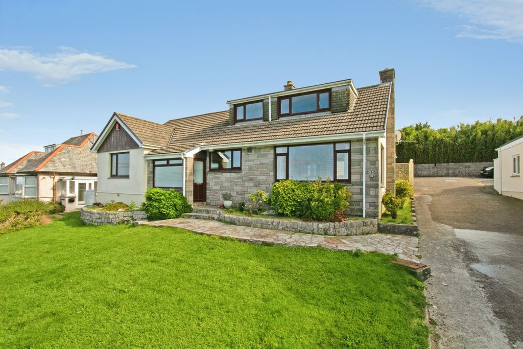 Property photo 1 of 27 Front View