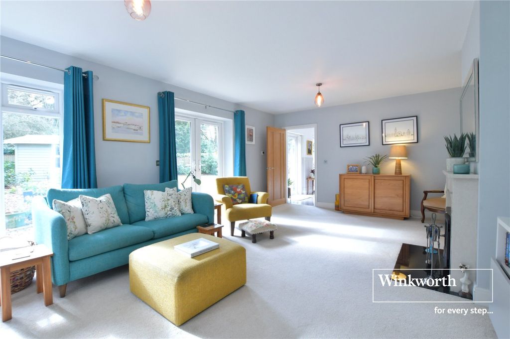 Additional image 8 of 4 bed detached house for saleWimborne Road East, Ferndown, Dorset BH22