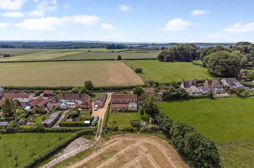 Property photo 2 of 32 Drone