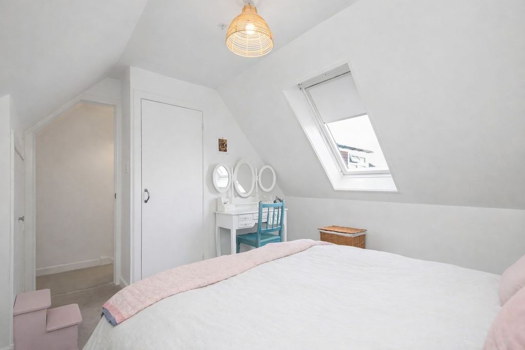 Additional image 9 of 1 bed flat for saleSouth Street, St Andrews KY16