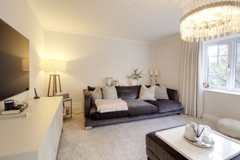 Property photo 3 of 21 Photo 32