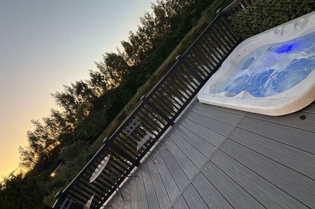 Property photo 3 of 14