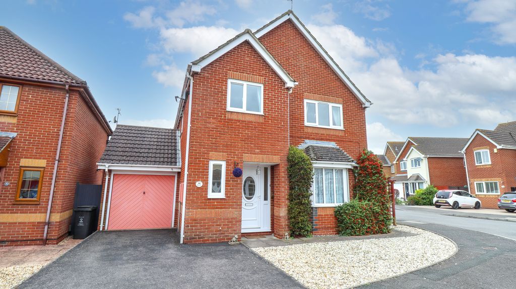 Property photo 1 of 12