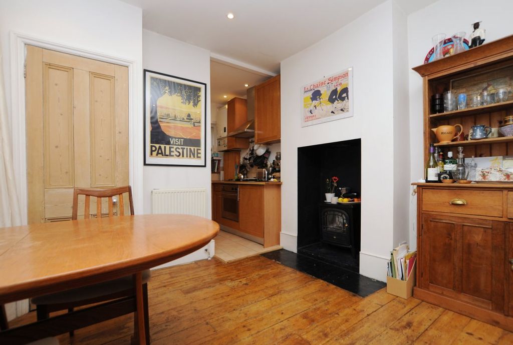 Property photo 2 of 5