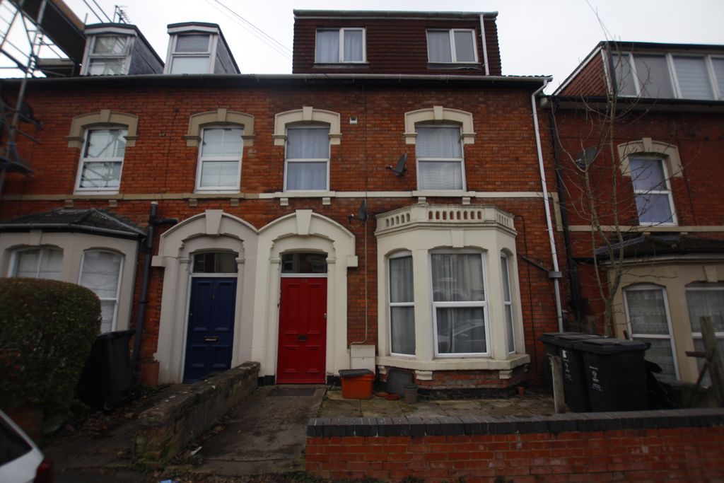 Property photo 1 of 7 Front.Jpg