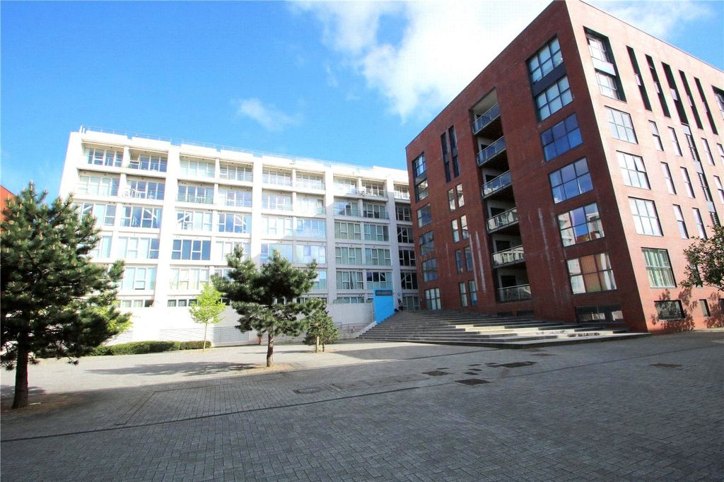 Property photo 2 of 8 Picture No. 03