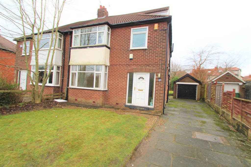 Property photo 1 of 8 Brick Semi‑Detached House With A Neat Front Lawn, ...