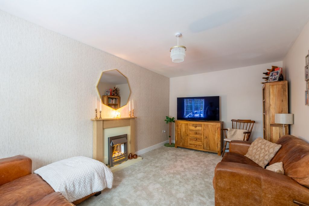 Property photo 2 of 14 Picture No. 43