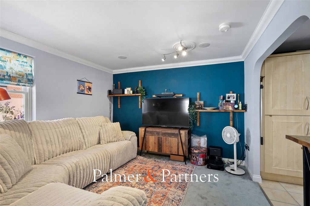 Property photo 2 of 13 Picture No. 07