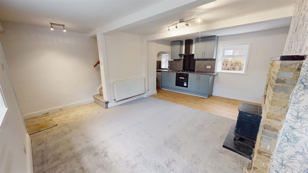 Property photo 3 of 7 Dining Lounge