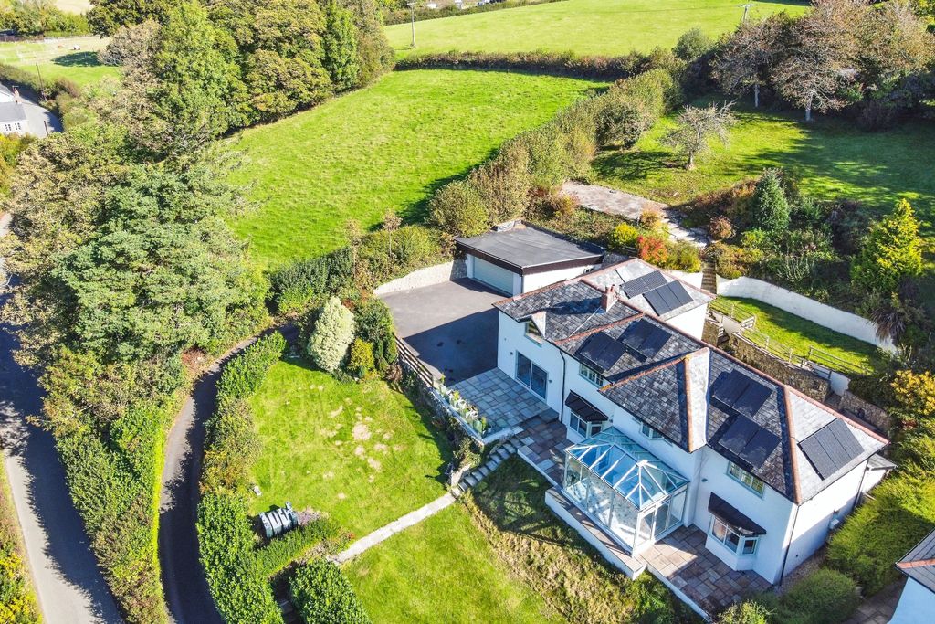 Property photo 1 of 24