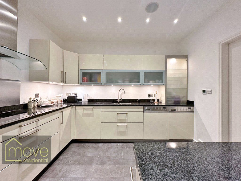 Property photo 3 of 22 Picture No. 08