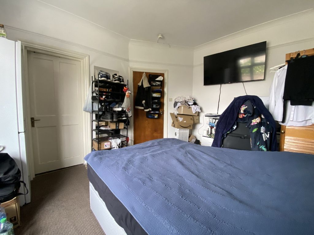 Property photo 3 of 6 5176863