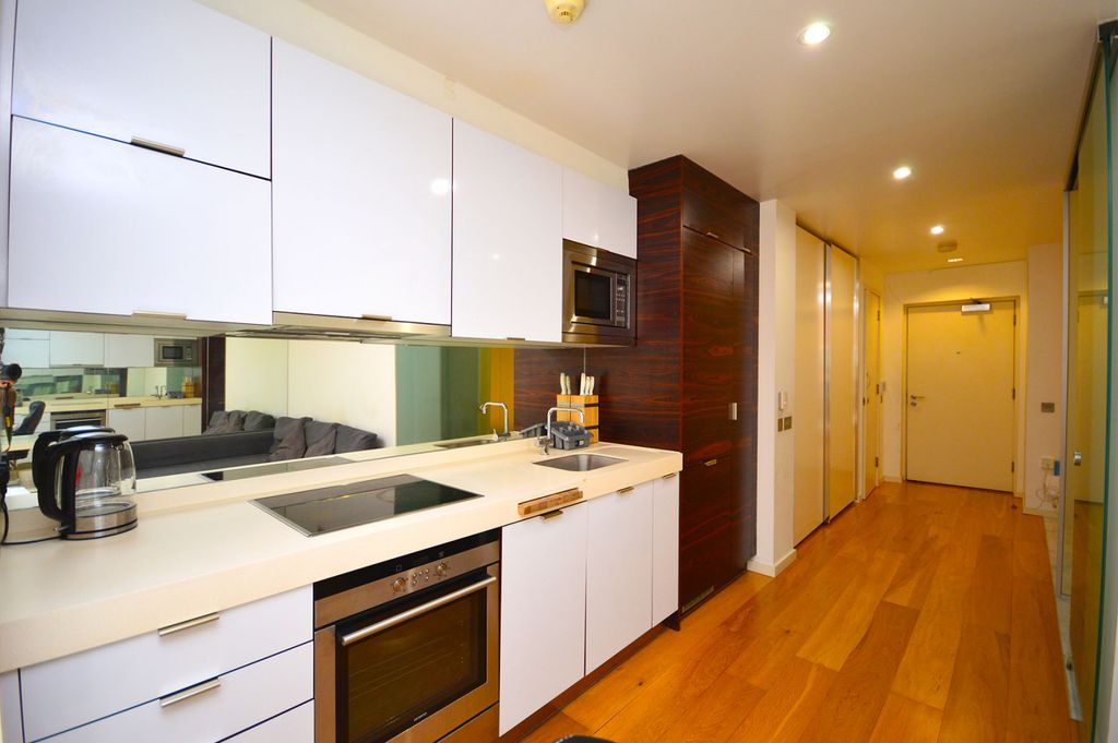 Property photo 3 of 10 Gallery