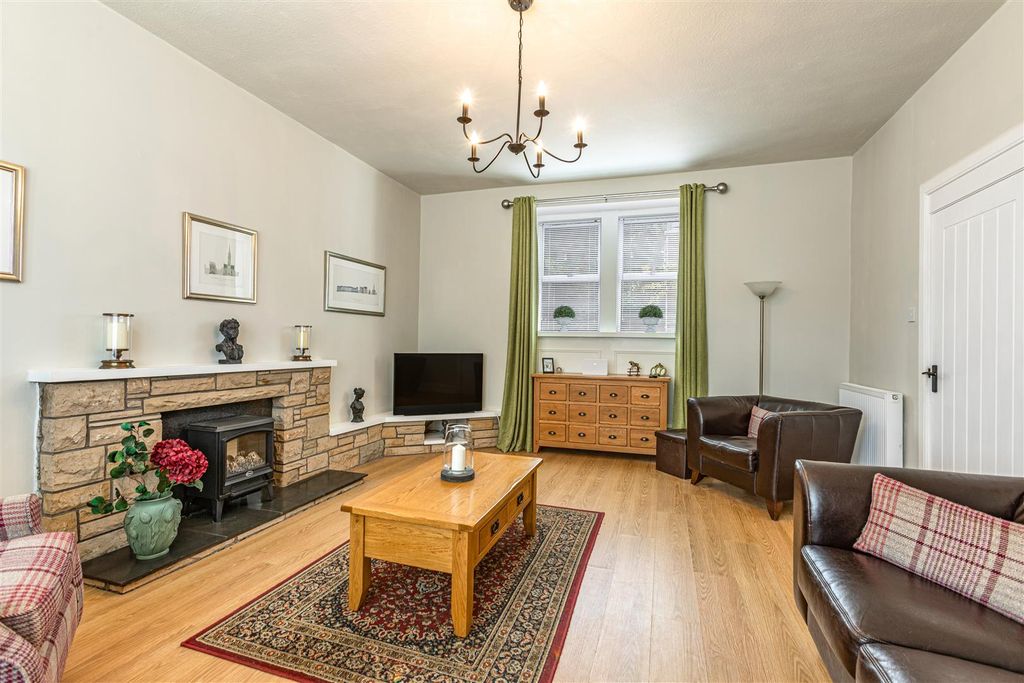 Property photo 3 of 19 55 Scott Street Galashiels 07.Jpg