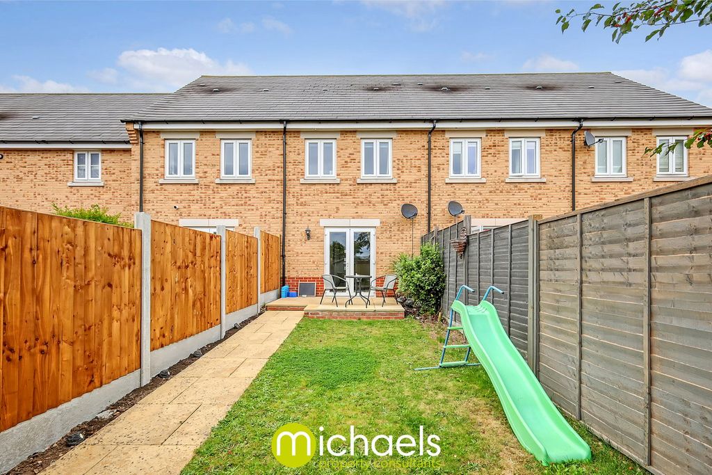 Property photo 2 of 19