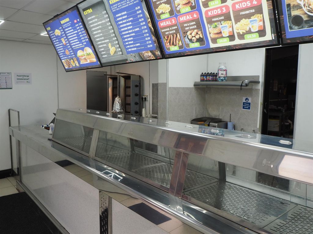 Property photo 1 of 8 Photo 0