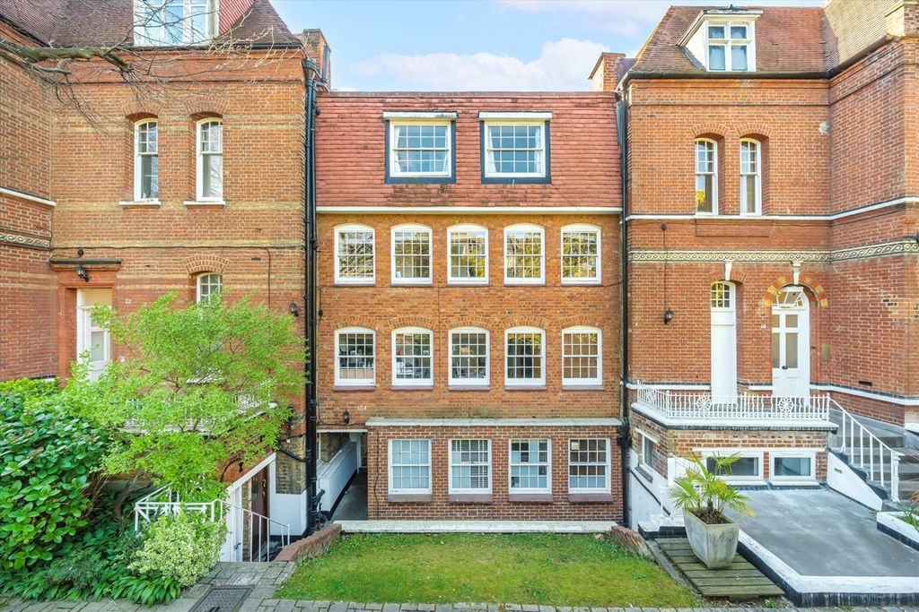 Property photo 1 of 4