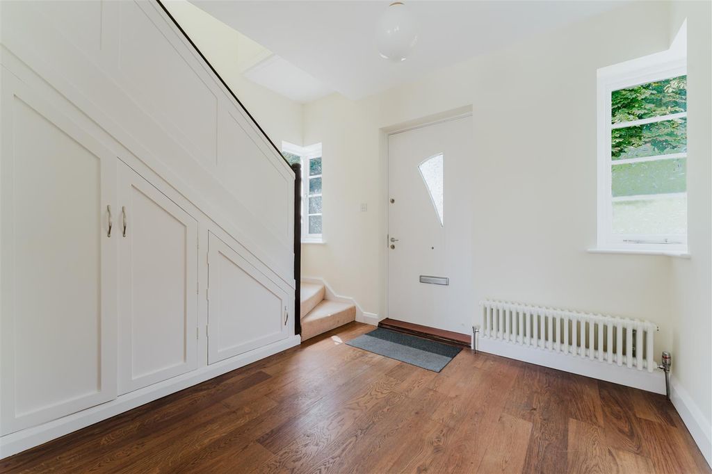 Property photo 2 of 17 23 Cuckoo Entrance.Jpg