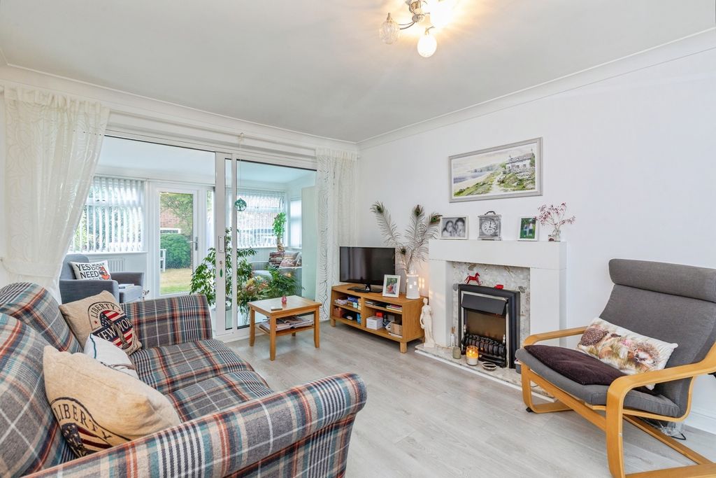 Property photo 3 of 16 Pbox-Img.Jpg
