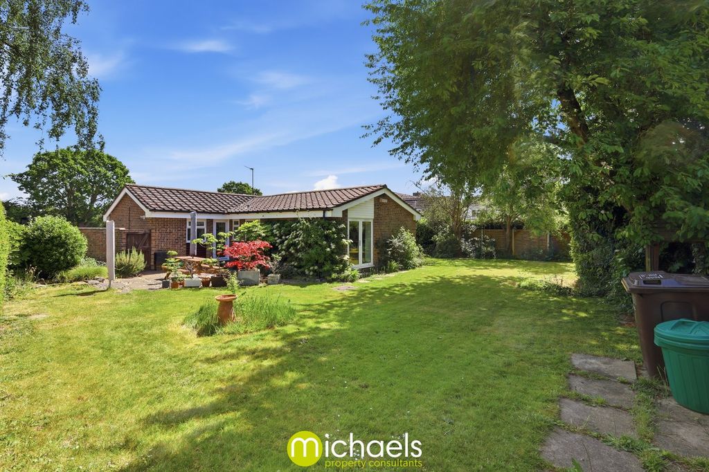 Property photo 2 of 33