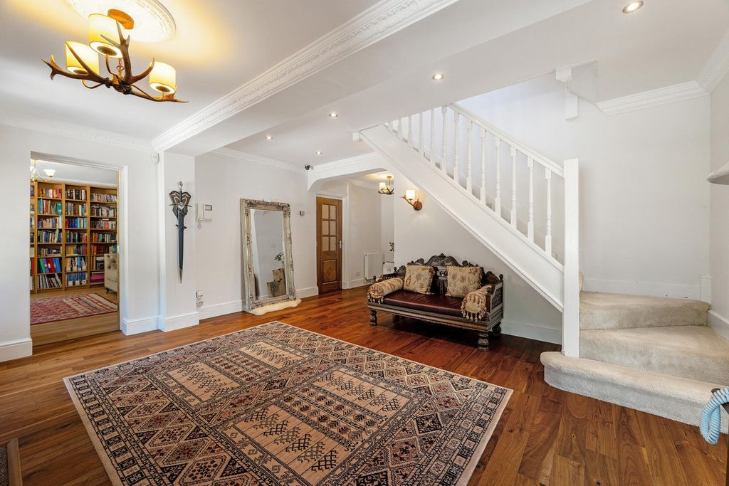 Additional image 18 of 6 bed detached house for saleCherry Pit Lane, Beoley, Worcestershire B98