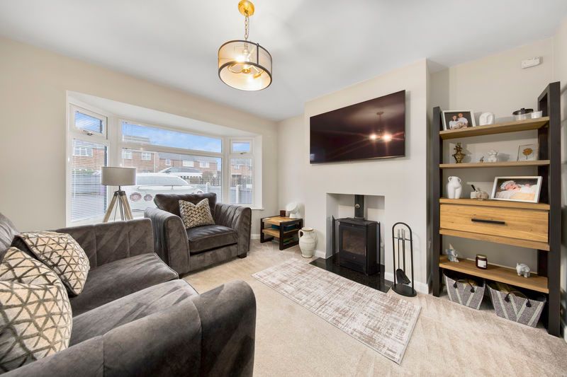 Property photo 3 of 30 Living-Room