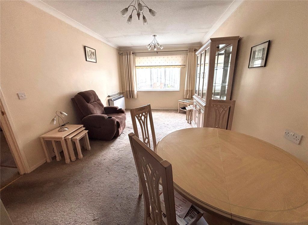 Property photo 3 of 8 Picture No. 05