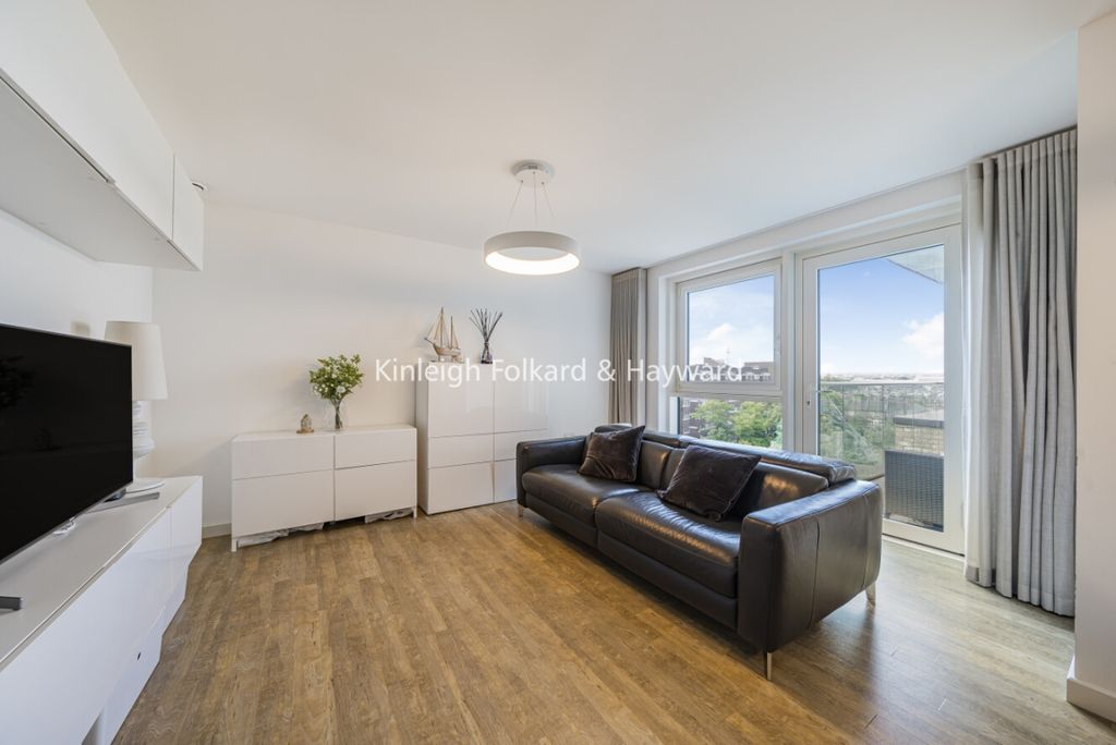 Property photo 2 of 7 66A15Dd7-83A7-4B37-A