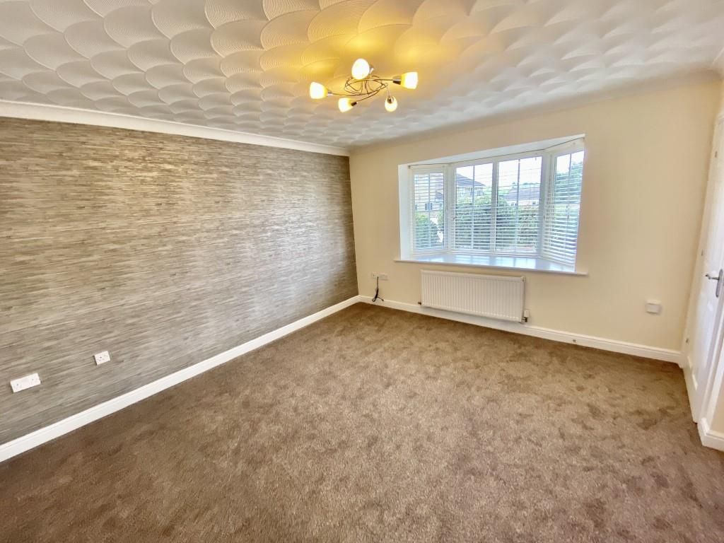 Property photo 2 of 15 Living Room