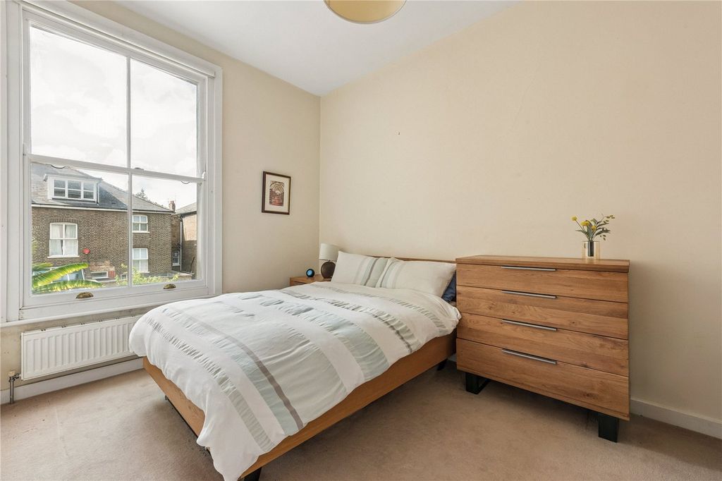 Property photo 3 of 12 Picture No. 13