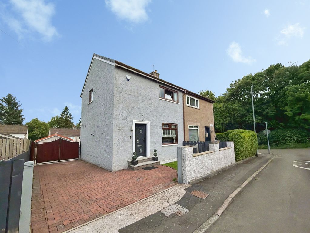 Property photo 1 of 15 External