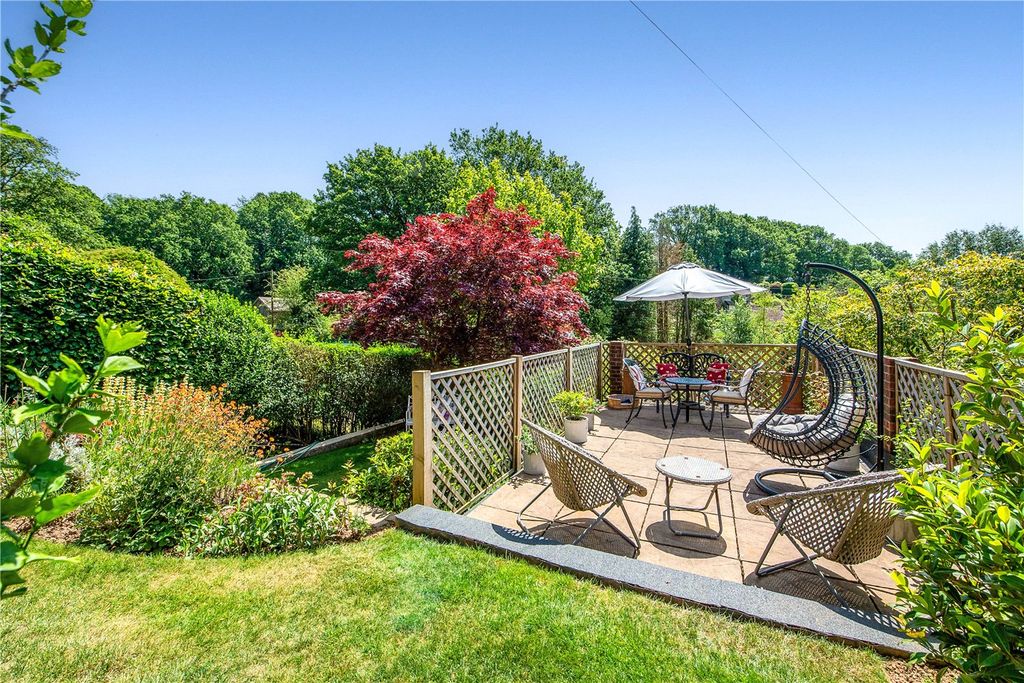 Property photo 3 of 15 Garden