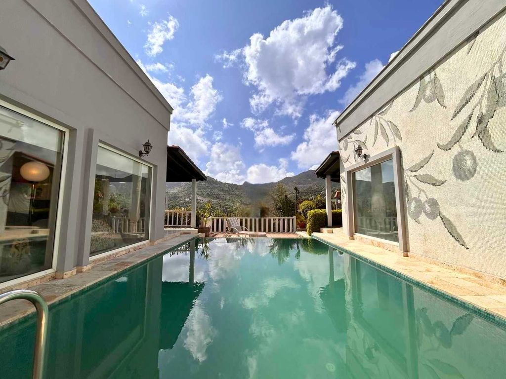 Property photo 2 of 26 Single-Level Bodrum Property For Sale In Yalikavak - Nature Views From The Private Pool