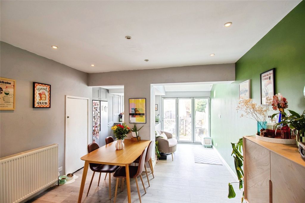 Property photo 3 of 17 Picture No. 08