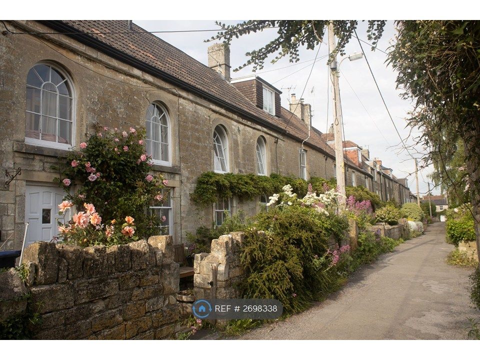 Property photo 1 of 12 Front Of The House
