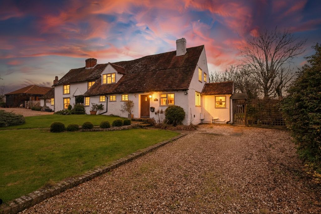 Property photo 2 of 20