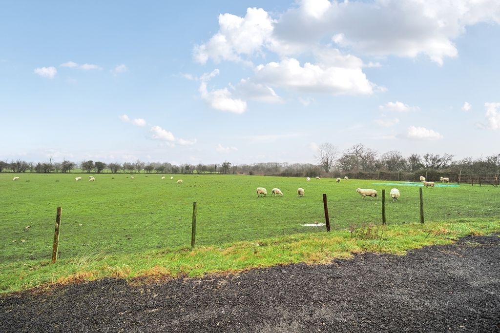 Additional image 21 of 3 bed flat to rentBristol Road, Cam, Dursley GL11