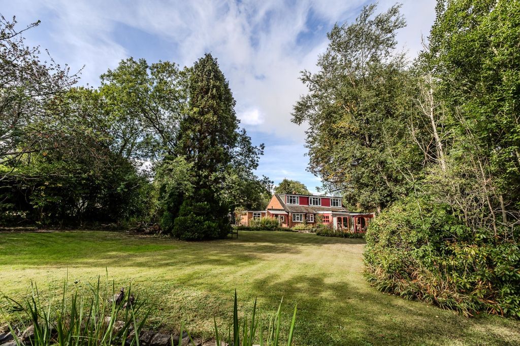 Property photo 2 of 35 5Therise-Darrashall-Ne209Lj-56