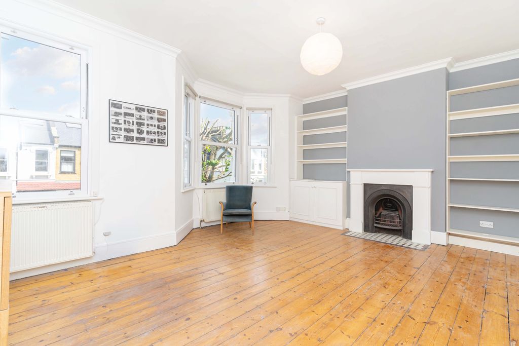 Property photo 1 of 20